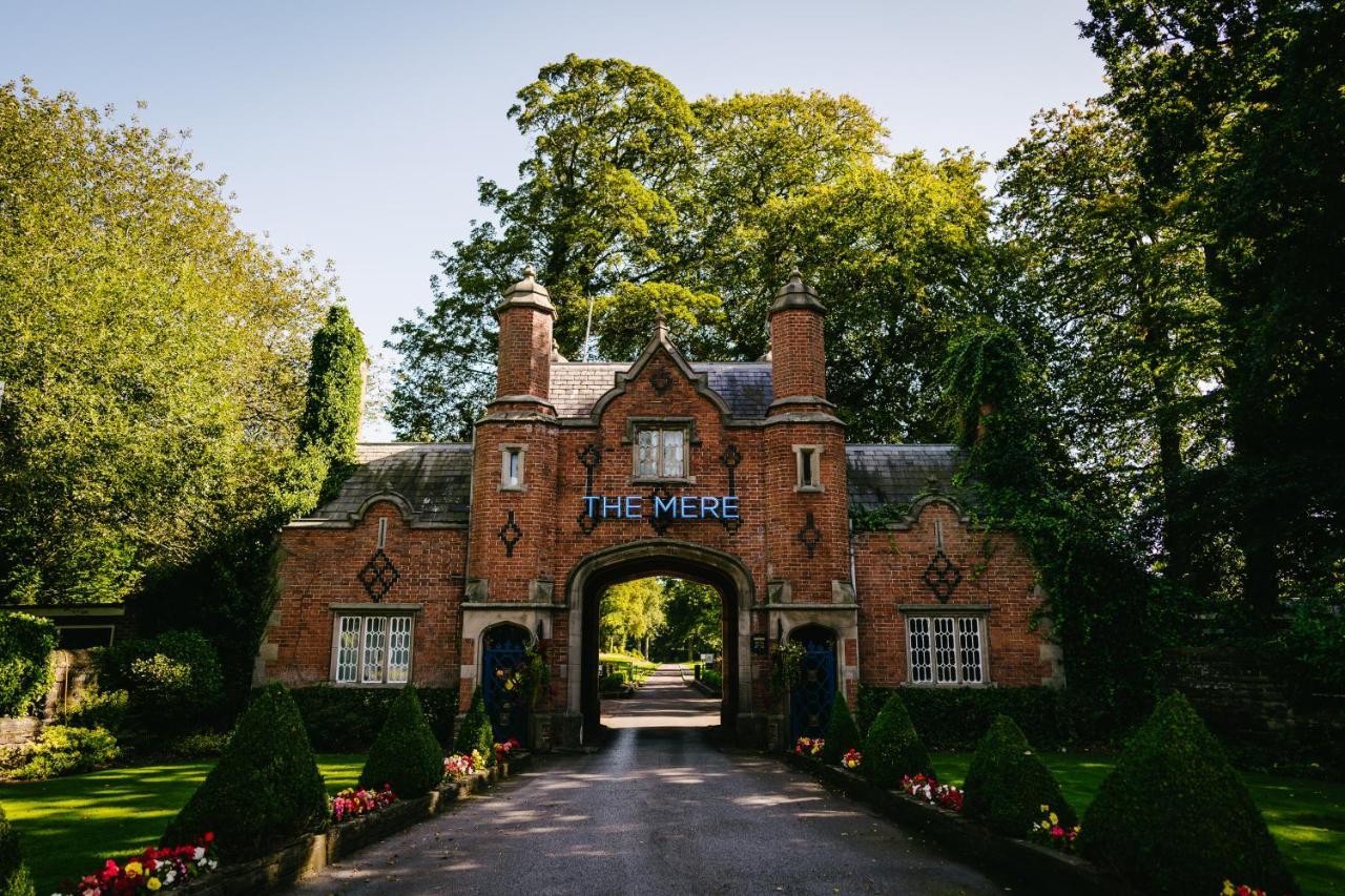 The Mere Golf Resort & Spa 외부 사진