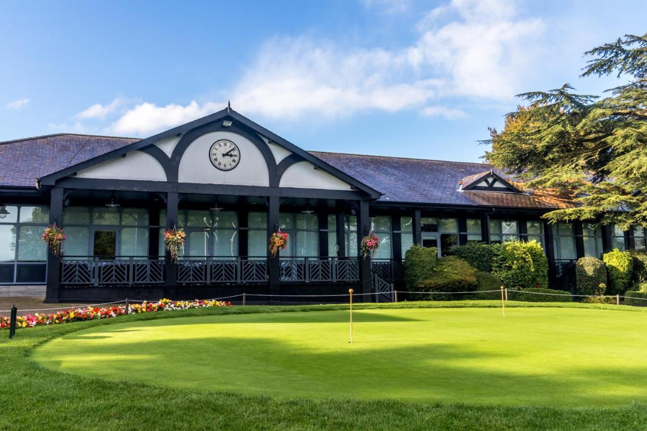 The Mere Golf Resort & Spa 외부 사진